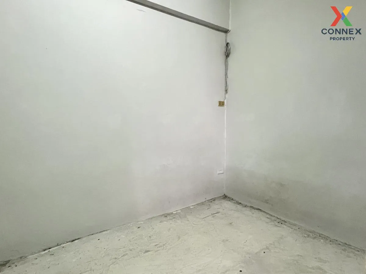 For Sale Condo ,  Rungsap Condotown , wide frontage , Khlong Than