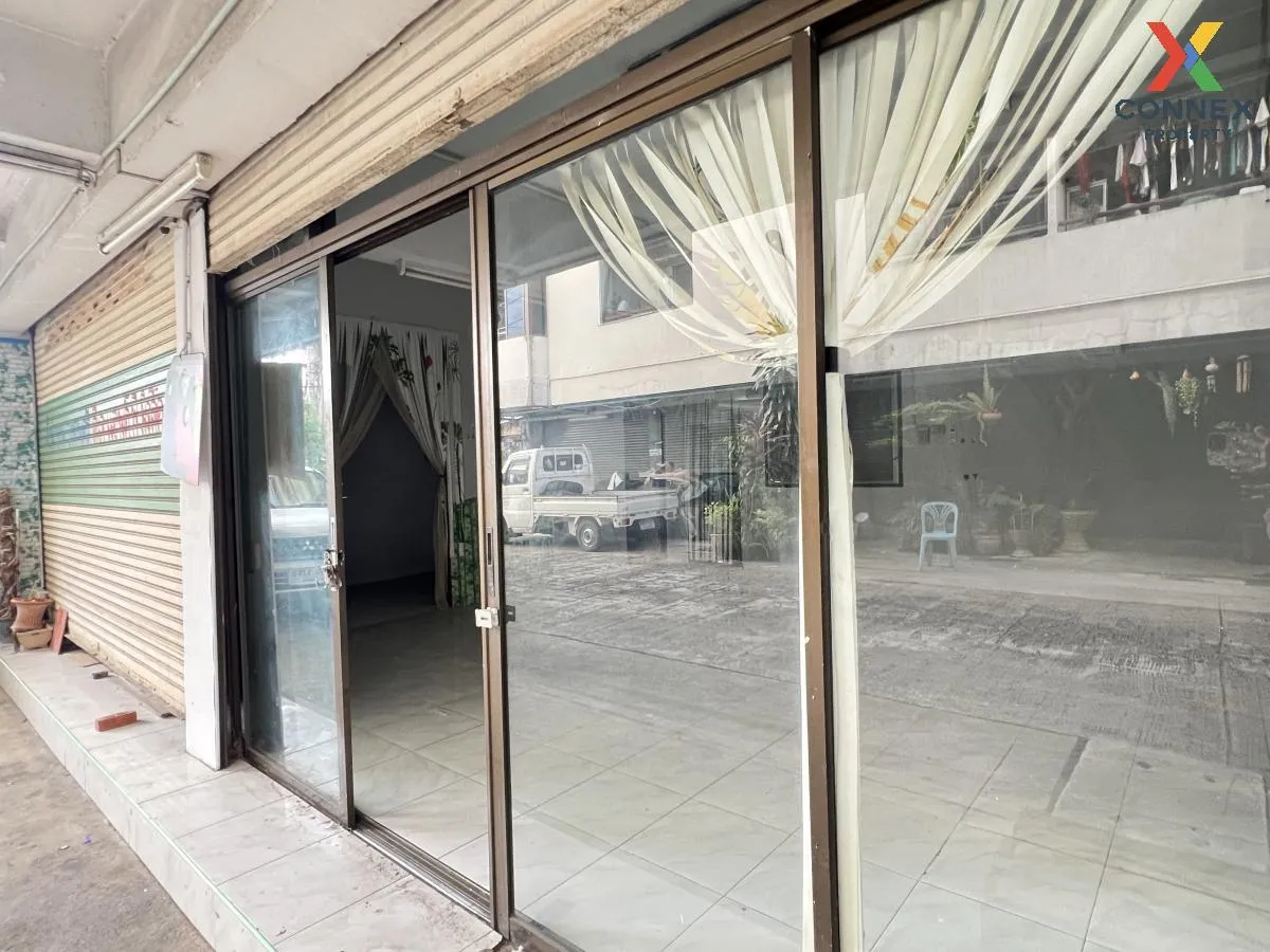 For Sale Condo ,  Rungsap Condotown , wide frontage , Khlong Than