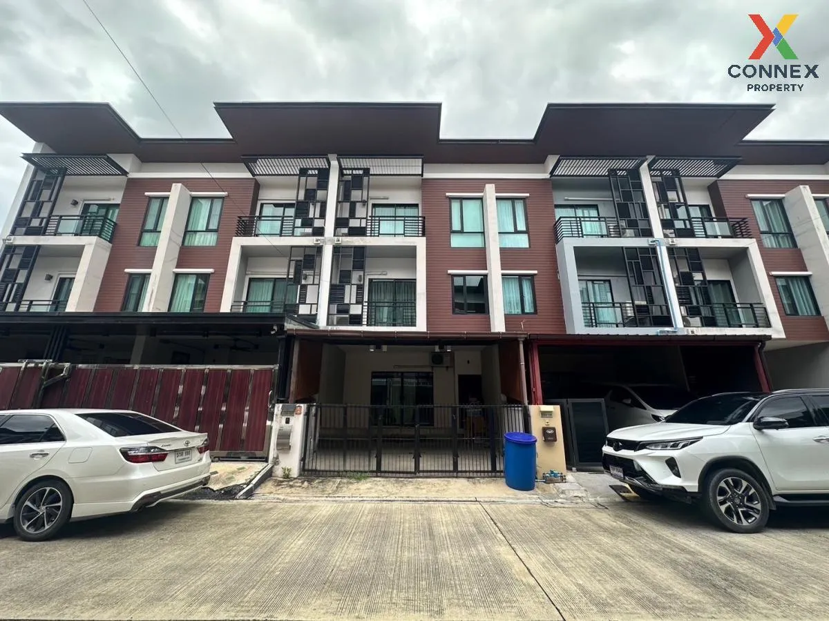 ขายทาวน์เฮ้าส์/ทาวน์โฮม  ไอฟีล บางนา ดอกไม้ เขต ประเวศ กรุงเทพ CX 1