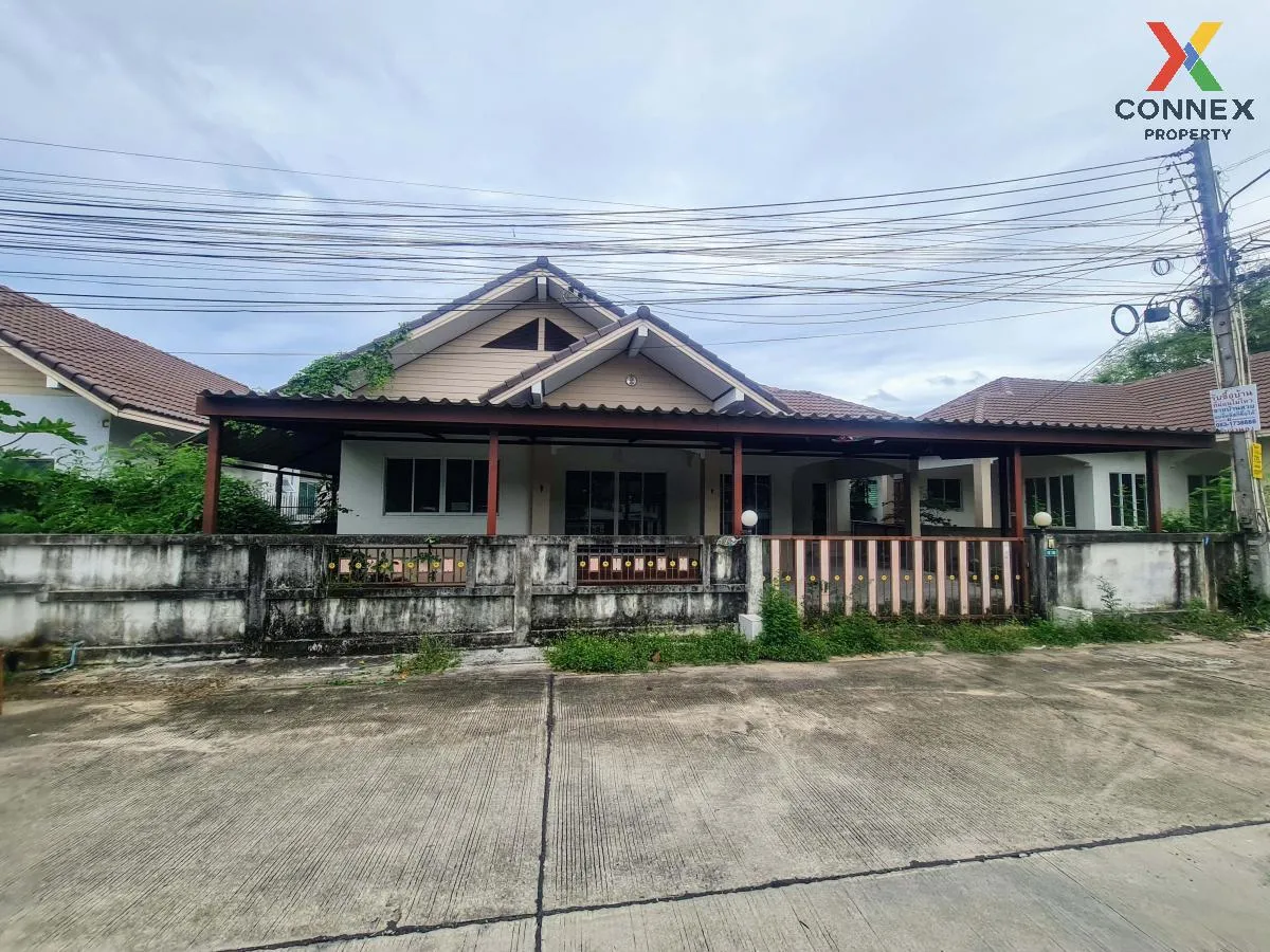 For Sale House ,  Baan Boonthavorn 4 , wide frontage , Noen Phra  1