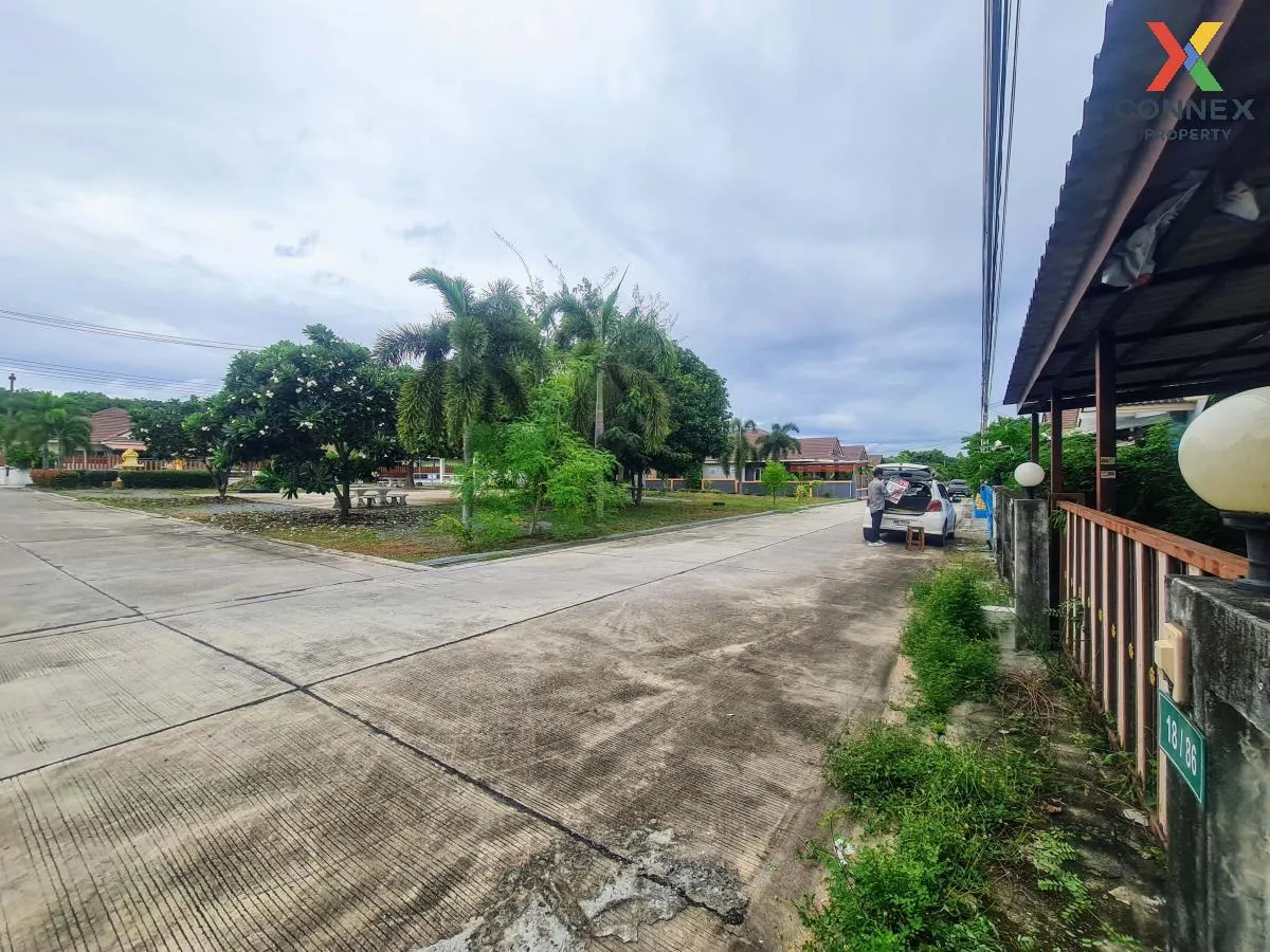 For Sale House ,  Baan Boonthavorn 4 , wide frontage , Noen Phra 