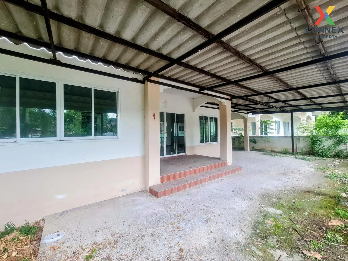 For Sale House ,  Baan Boonthavorn 4 , wide frontage , Noen Phra  3