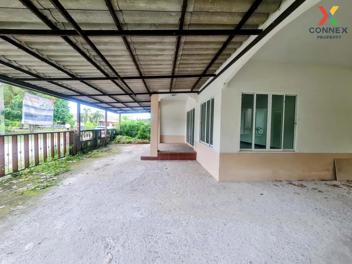 For Sale House ,  Baan Boonthavorn 4 , wide frontage , Noen Phra  4