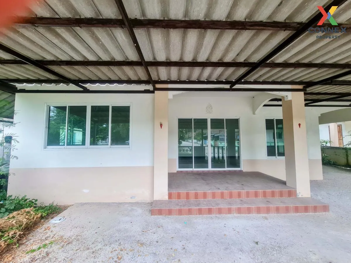 For Sale House ,  Baan Boonthavorn 4 , wide frontage , Noen Phra 