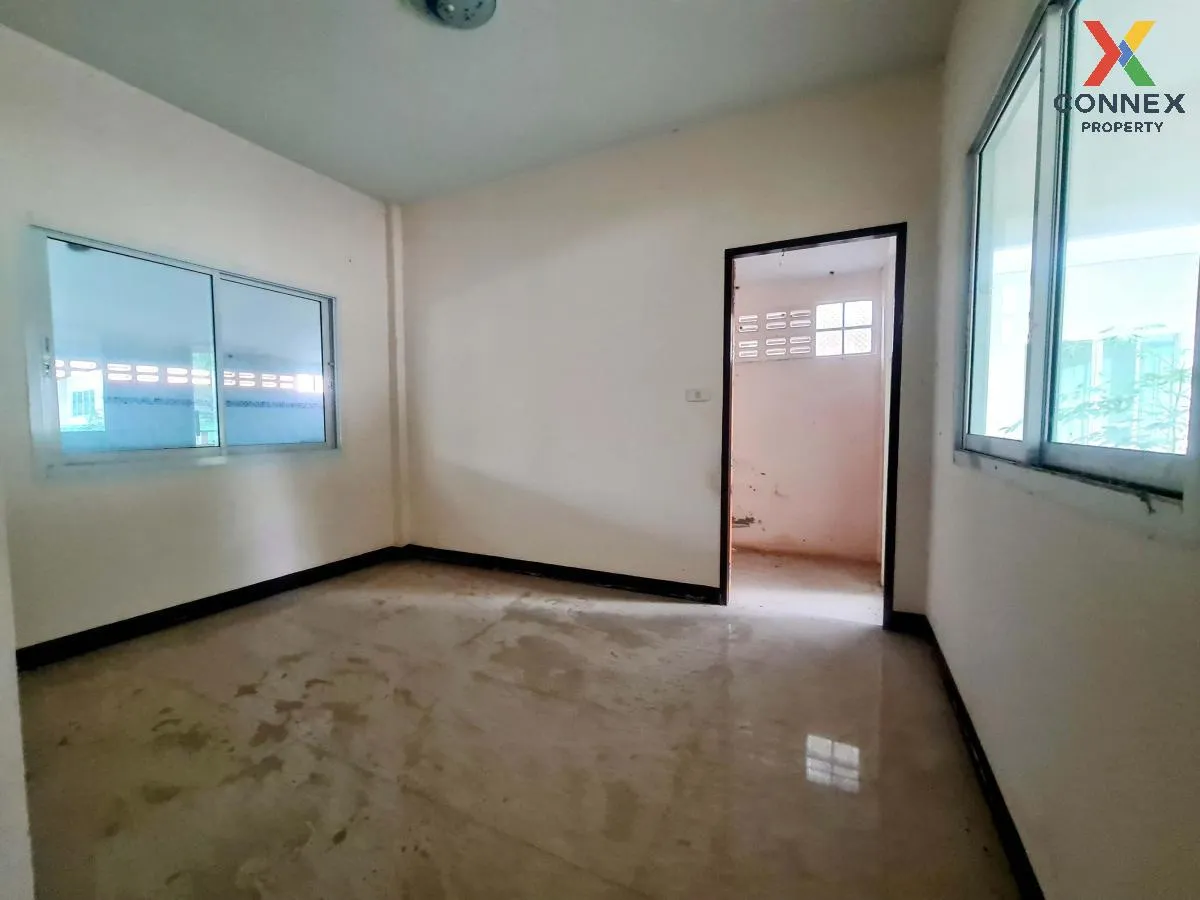 For Sale House ,  Baan Boonthavorn 4 , wide frontage , Noen Phra 