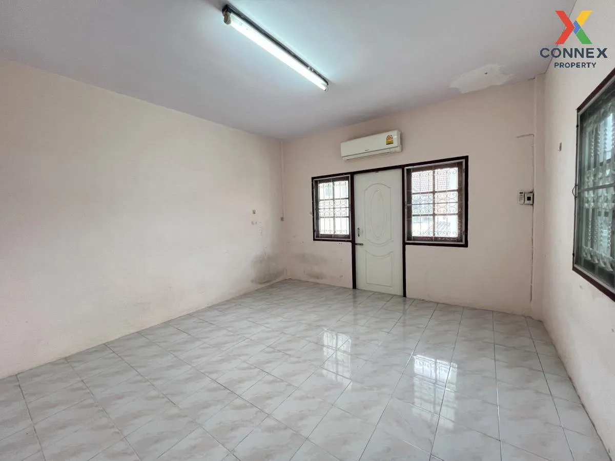 ขายทาวน์เฮ้าส์/ทาวน์โฮม  สินทวี วิลล่า บางมด เขต จอมทอง กรุงเทพ C