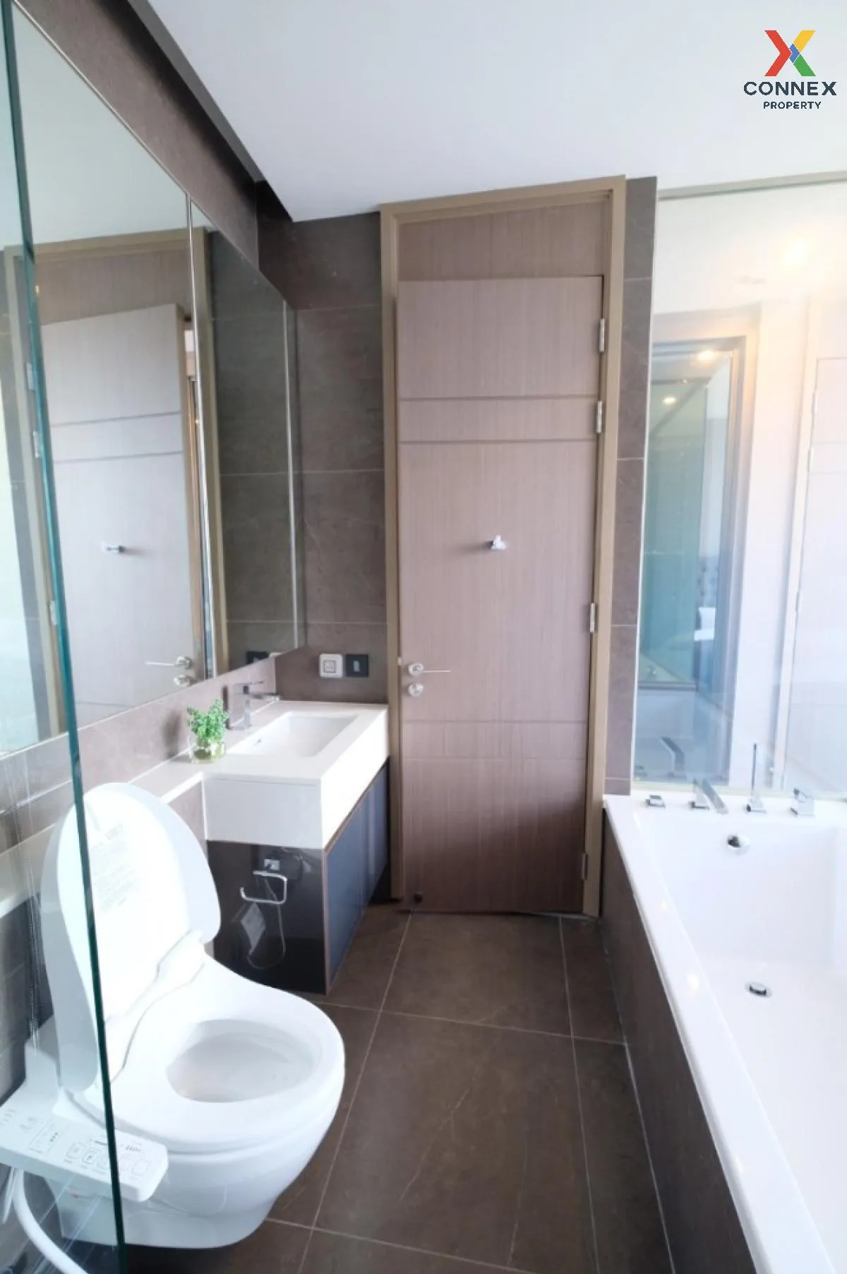 ขายคอนโด  ดิ เอส แอท สิงห์คอมเพล็กซ์ MRT-เพชรบุรี บางกะปิ เขต ห้ว ขายคอนโด  ดิ เอส แอท สิงห์คอมเพล็กซ์ MRT-เพชรบุรี บางกะปิ เขต ห้ว