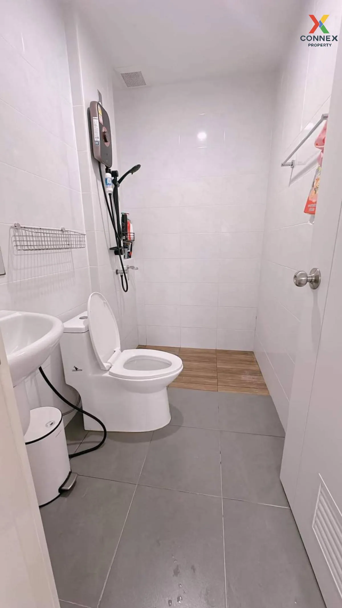 For Sale Townhouse/Townhome  , The Riva Wongwaen-Lumlukka Klong 5