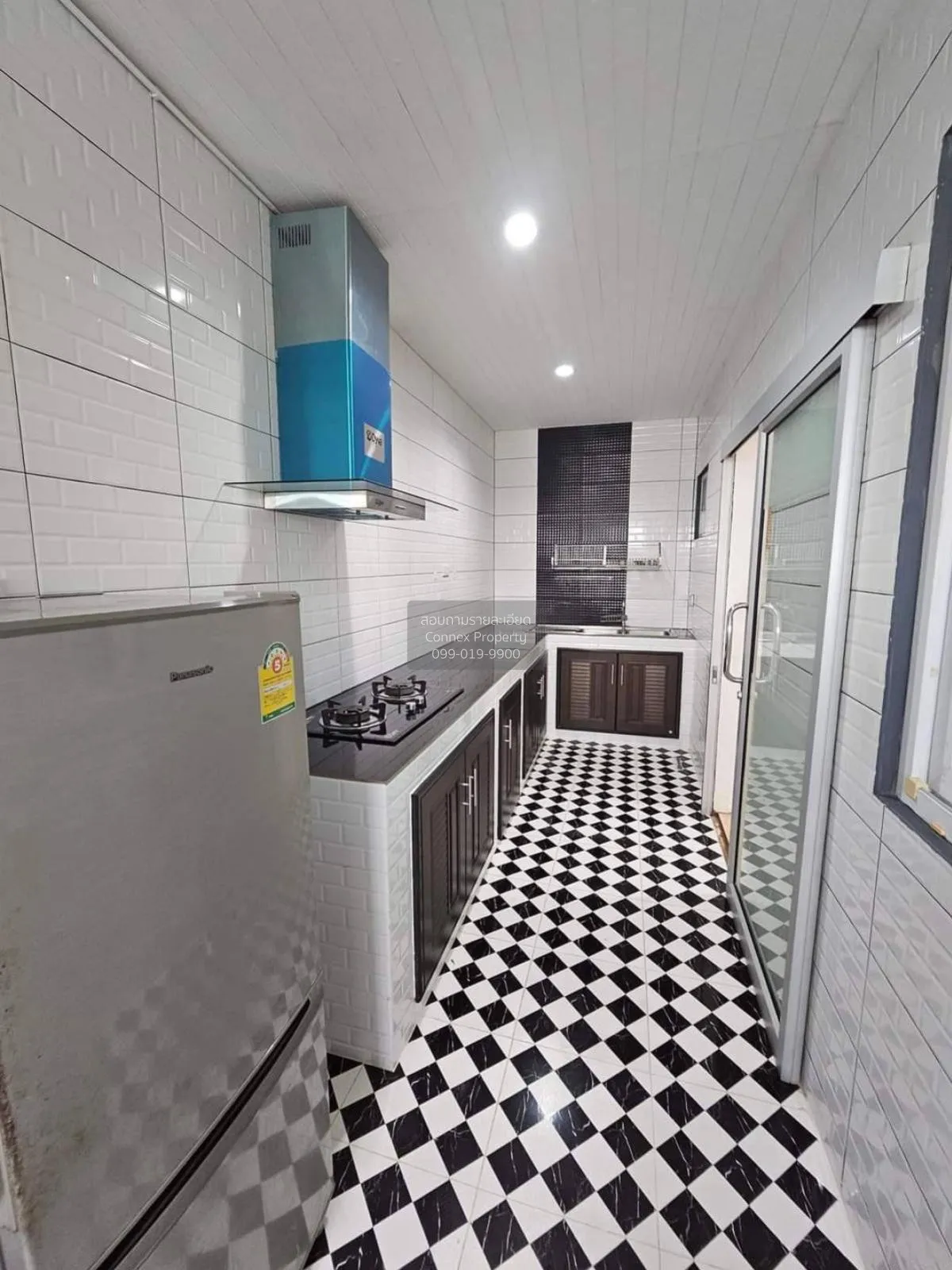 ขายทาวน์เฮ้าส์/ทาวน์โฮม  ซื่อตรง รังสิต-คลอง 6 ห้องมุม หน้ากว้าง 