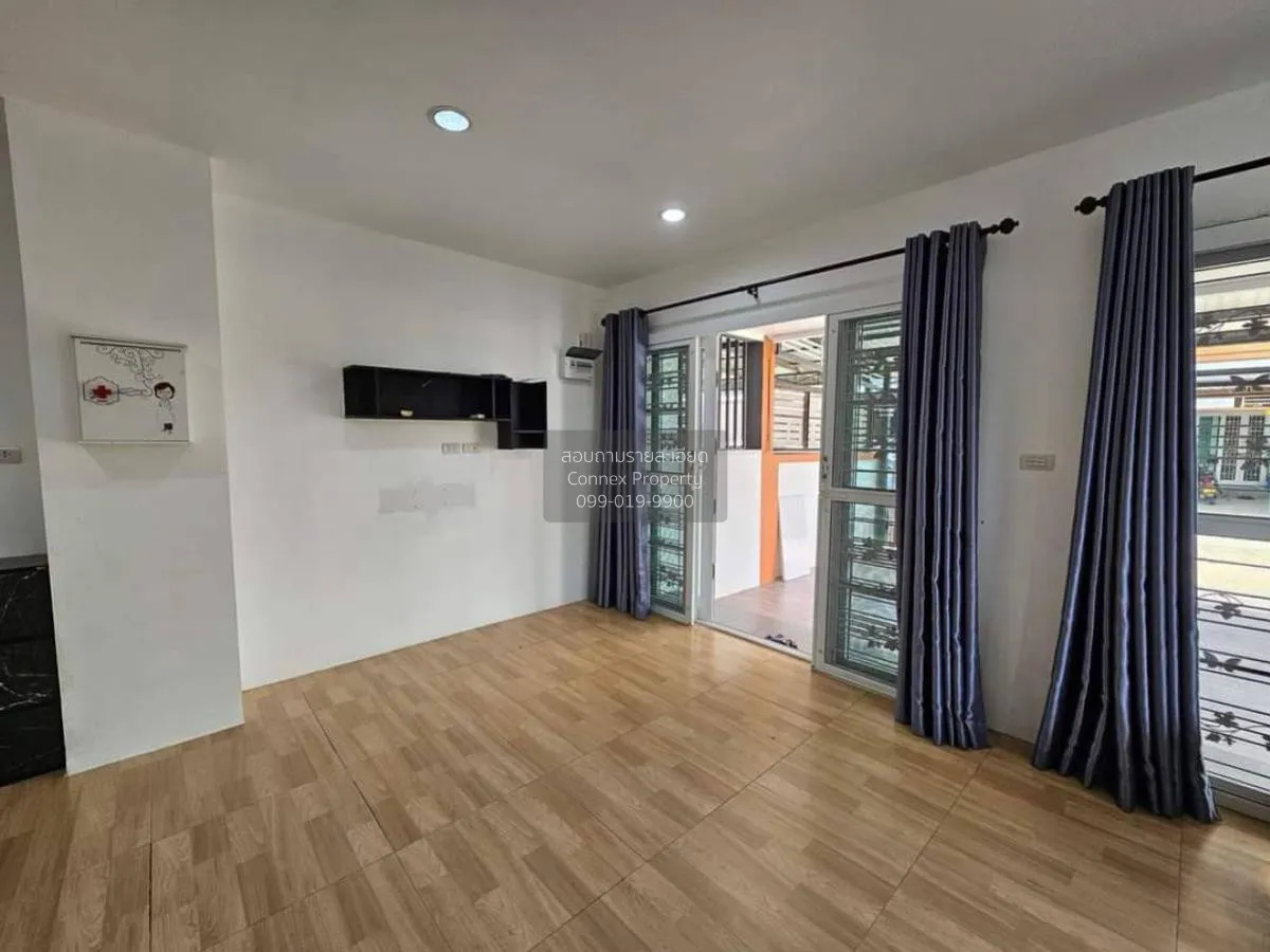 ขายทาวน์เฮ้าส์/ทาวน์โฮม  ซื่อตรง รังสิต-คลอง 6 ห้องมุม หน้ากว้าง 