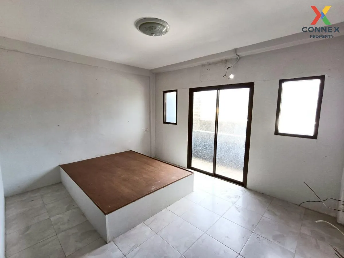 For Sale Commercial Building  3 Floors  Krabi , Pak Nam , Mueang 