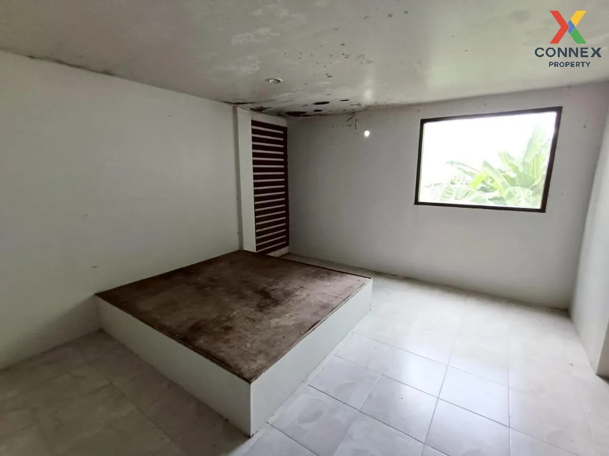 For Sale Commercial Building  3 Floors  Krabi , Pak Nam , Mueang 