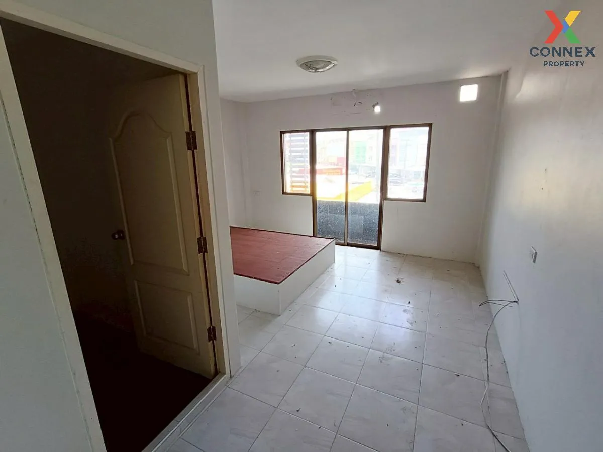 For Sale Commercial Building  3 Floors  Krabi , Pak Nam , Mueang 