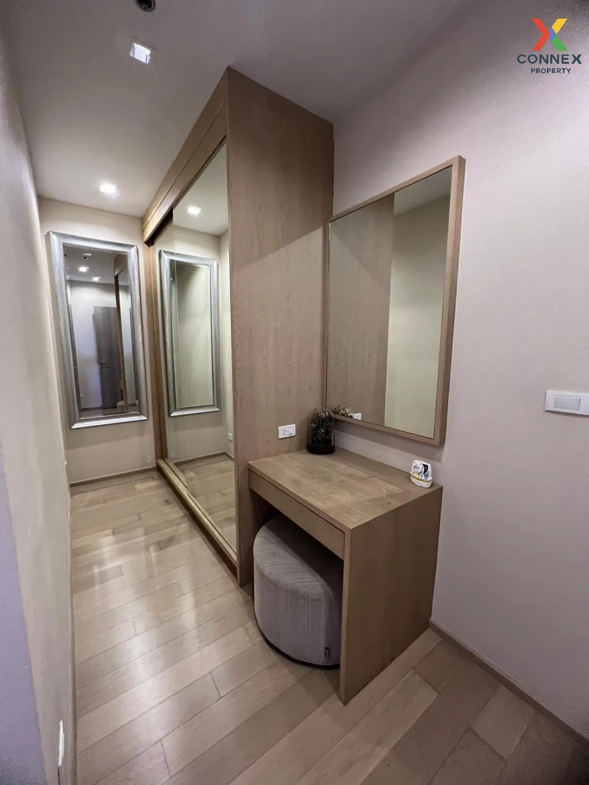 เช่าคอนโด  เอช คิว ทองหล่อ BTS-ทองหล่อ คลองตันเหนือ เขต วัฒนา กรุ