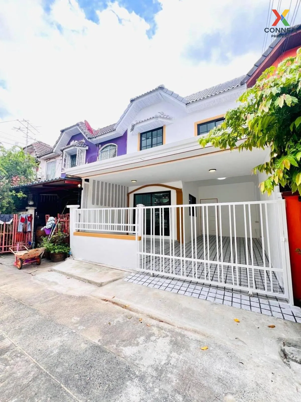 ขายทาวน์เฮ้าส์/ทาวน์โฮม  บ้านมนรดา 2 รีโนเวทใหม่ บางบัวทอง บางบัว 2