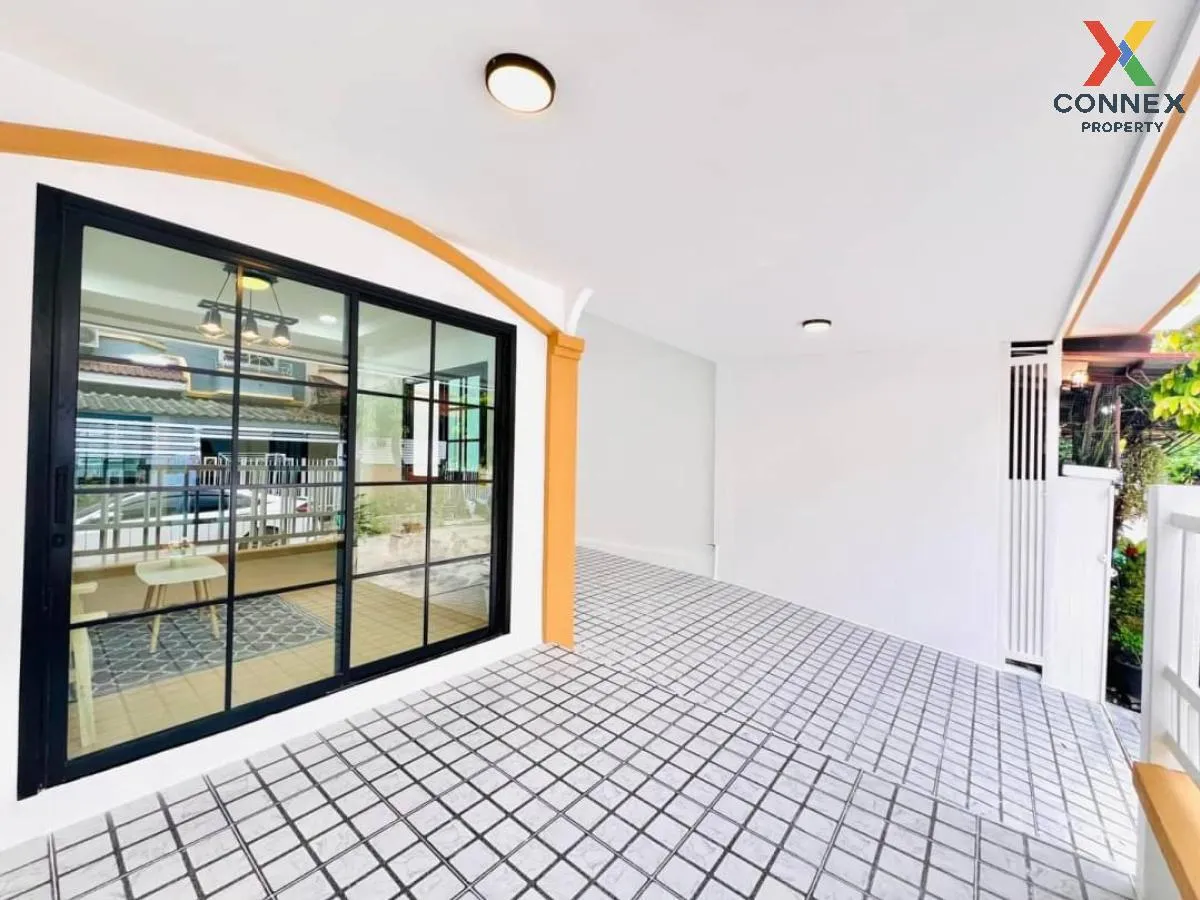 ขายทาวน์เฮ้าส์/ทาวน์โฮม  บ้านมนรดา 2 รีโนเวทใหม่ บางบัวทอง บางบัว 3