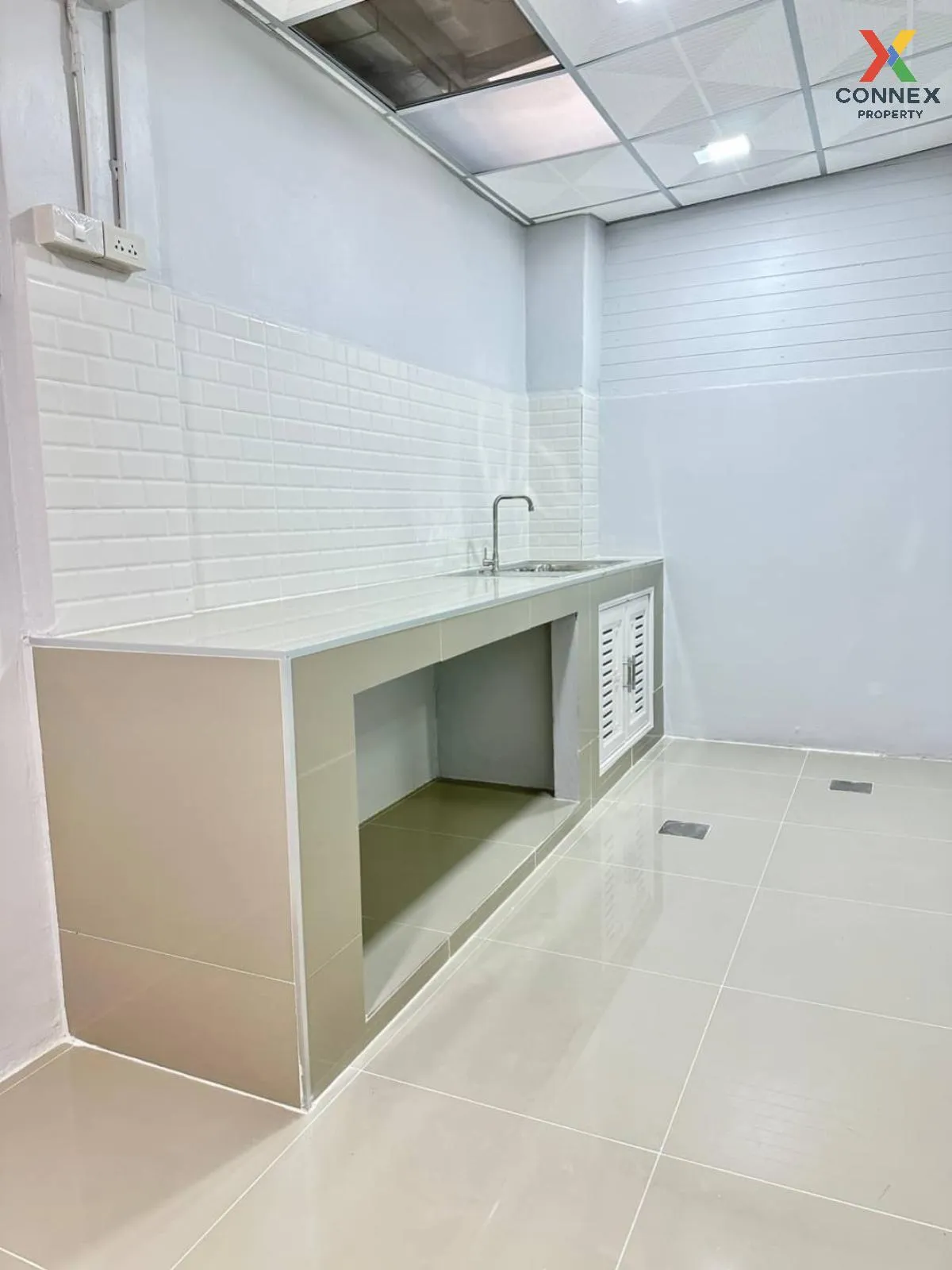 ขายทาวน์เฮ้าส์/ทาวน์โฮม  พฤกษา 3 ซ.วัดลาดปลาดุก รีโนเวทใหม่ บางคู