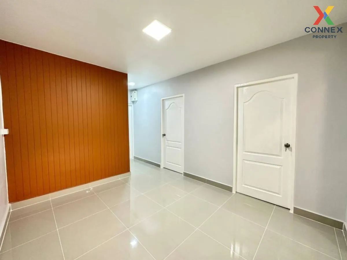 ขายทาวน์เฮ้าส์/ทาวน์โฮม  พฤกษา 3 ซ.วัดลาดปลาดุก รีโนเวทใหม่ บางคู