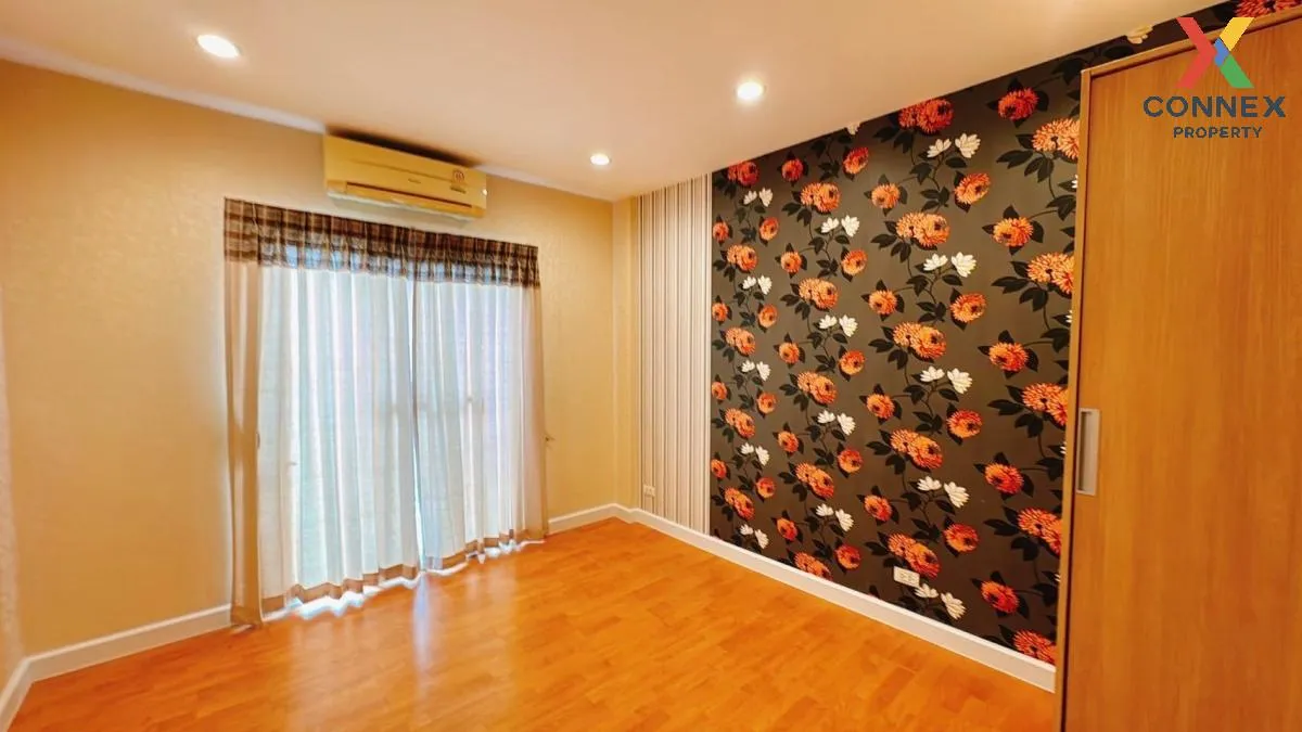 For Sale Townhouse/Townhome  , The Metro Rama 9 , Prawet , Prawet