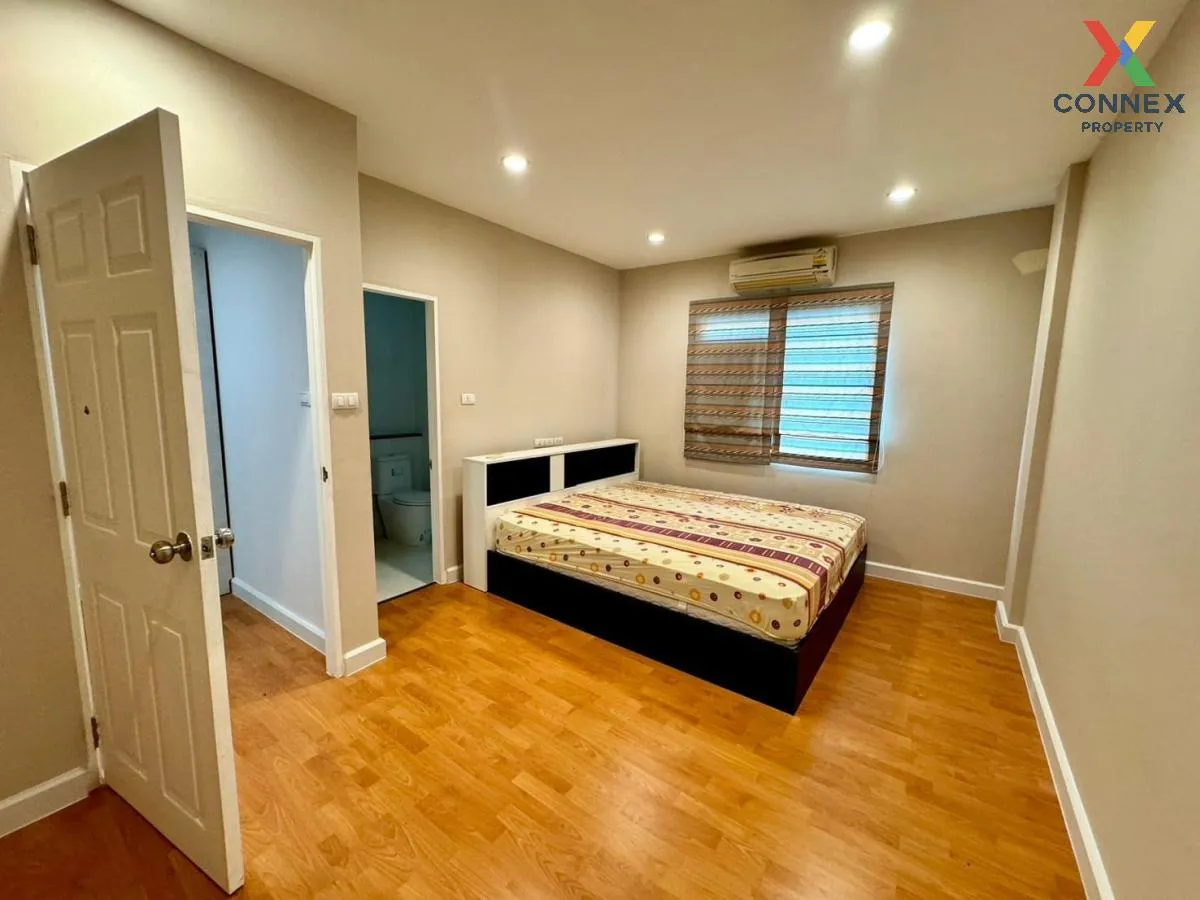 For Sale Townhouse/Townhome  , The Metro Rama 9 , Prawet , Prawet