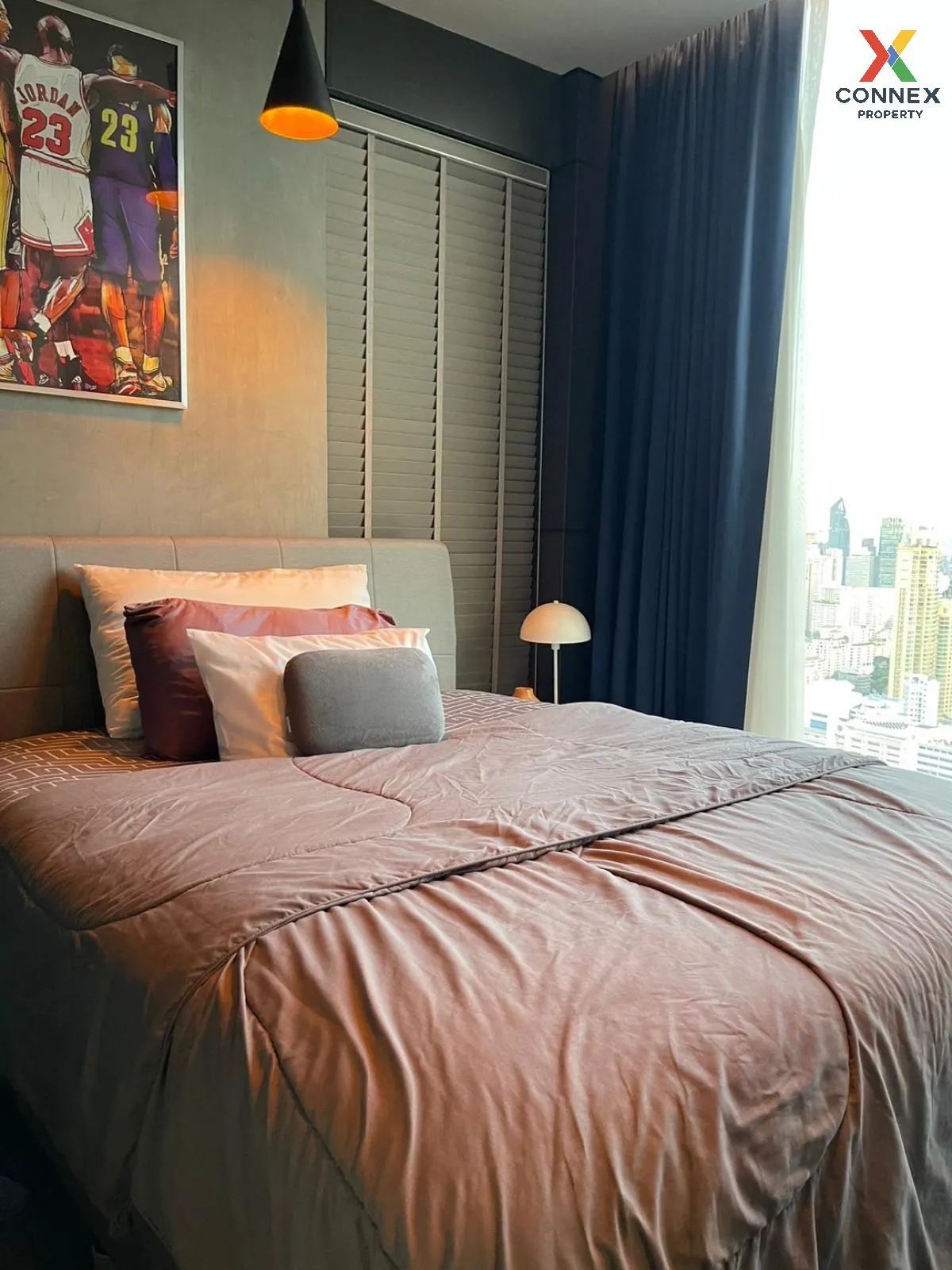 ขายคอนโด  ดิ เอส แอท สิงห์คอมเพล็กซ์ เพนท์เฮ้าส์ MRT-เพชรบุรี บาง