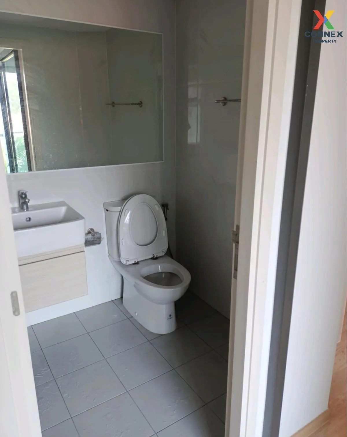 ขายคอนโด  ดิ เอ็กซ์เซล ไฮด์ อะเวย์ สุขุมวิท 50 BTS-พระโขนง พระโขน