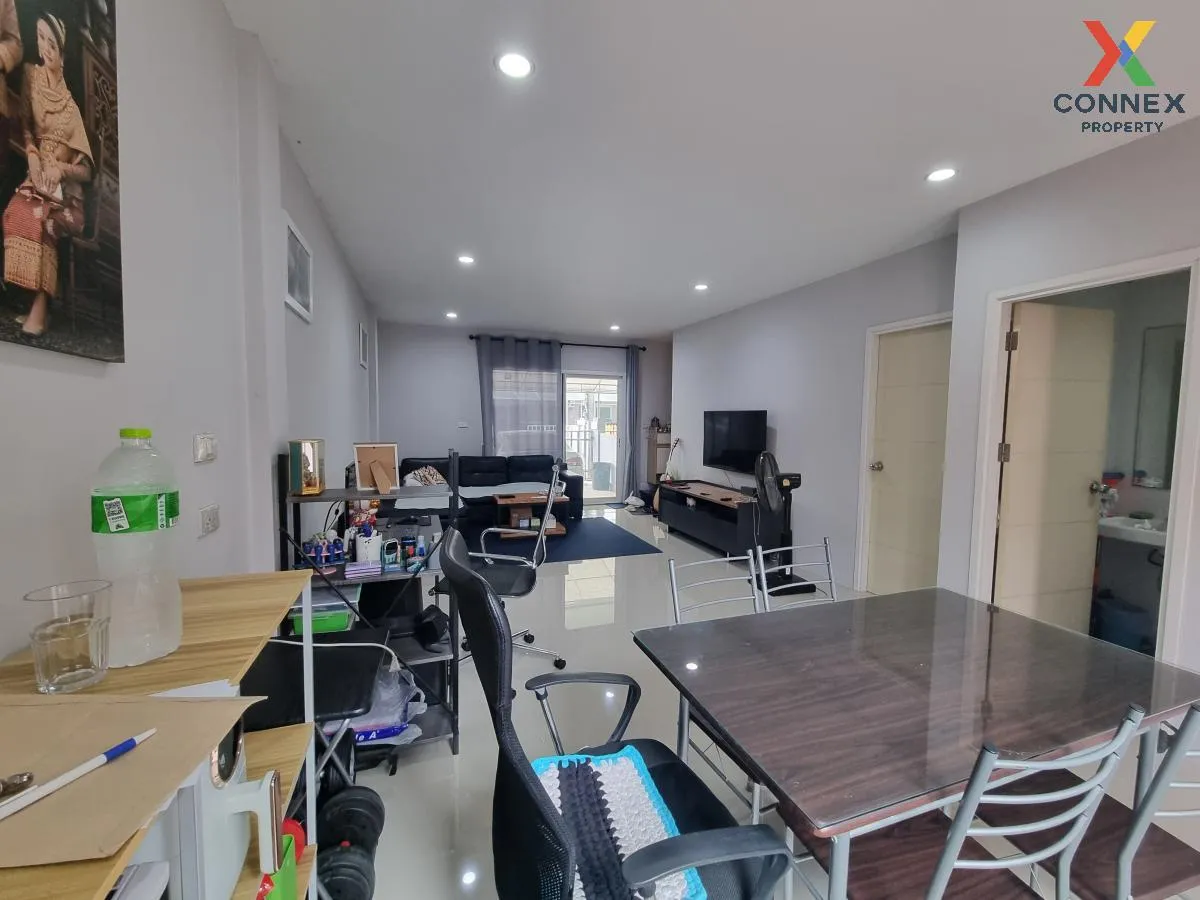 ขายทาวน์เฮ้าส์/ทาวน์โฮม  ดิ เอ็กซ์คลูซีฟ วงแหวน รามอินทรา  MRT-คู ขายทาวน์เฮ้าส์/ทาวน์โฮม  ดิ เอ็กซ์คลูซีฟ วงแหวน รามอินทรา  MRT-คู