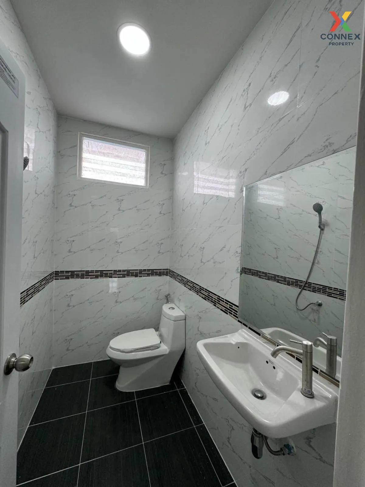 For Sale Townhouse/Townhome  , Baan Yu Charoen 3 , BTS-Khu Khot ,