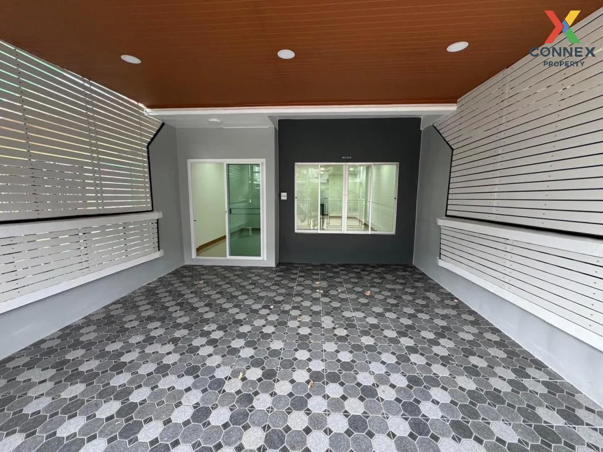 For Sale Townhouse/Townhome  , Baan Yu Charoen 3 , BTS-Khu Khot , 3