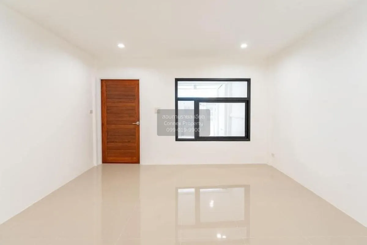 For Sale Townhouse/Townhome  ,  Baan Nanthicha 3/8 , newly renova
