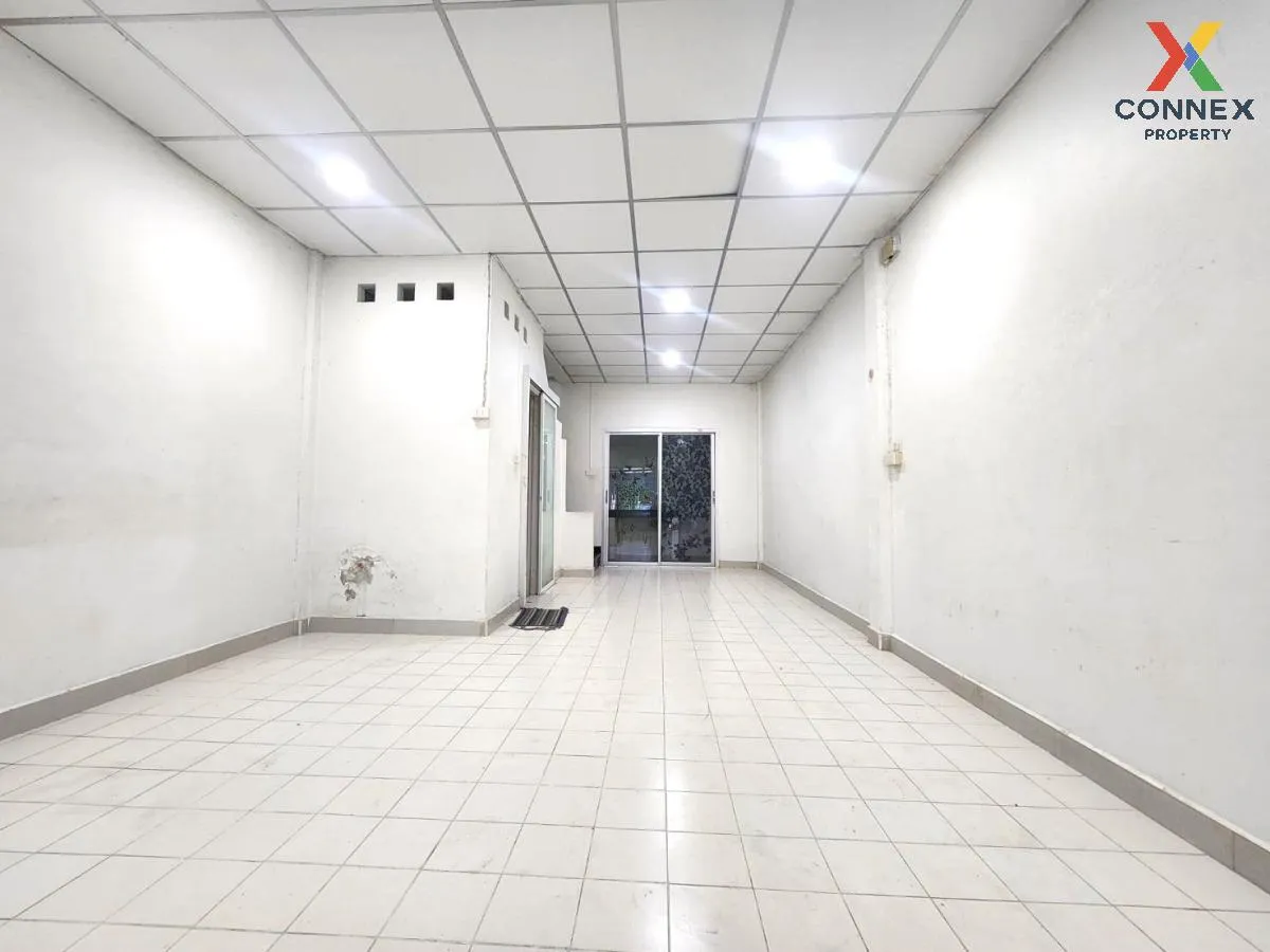 ขายทาวน์เฮ้าส์/ทาวน์โฮม  บ้านร่มเงาไม้ บางบัวทอง บางบัวทอง นนทบุร ขายทาวน์เฮ้าส์/ทาวน์โฮม  บ้านร่มเงาไม้ บางบัวทอง บางบัวทอง นนทบุร