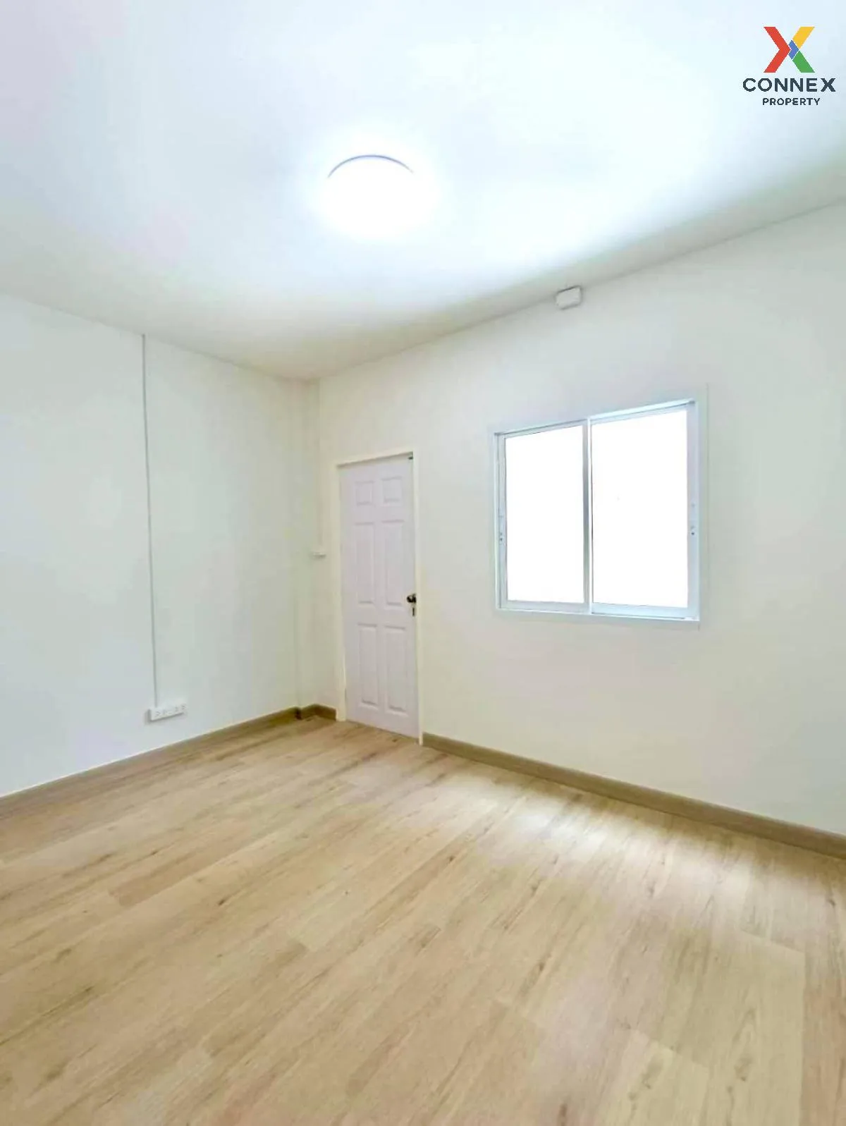 For Sale Townhouse/Townhome  , Baan Romruen Ville , newly renovat