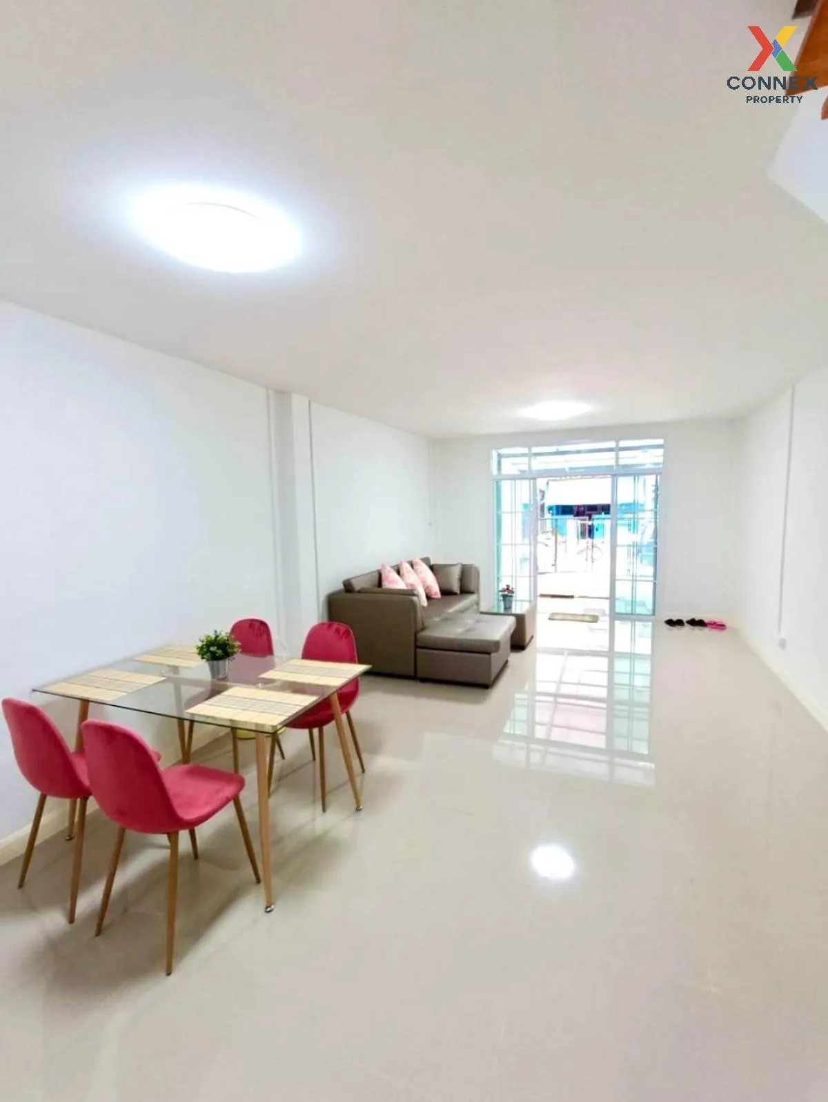 For Sale Townhouse/Townhome  , Baan Romruen Ville , newly renovat