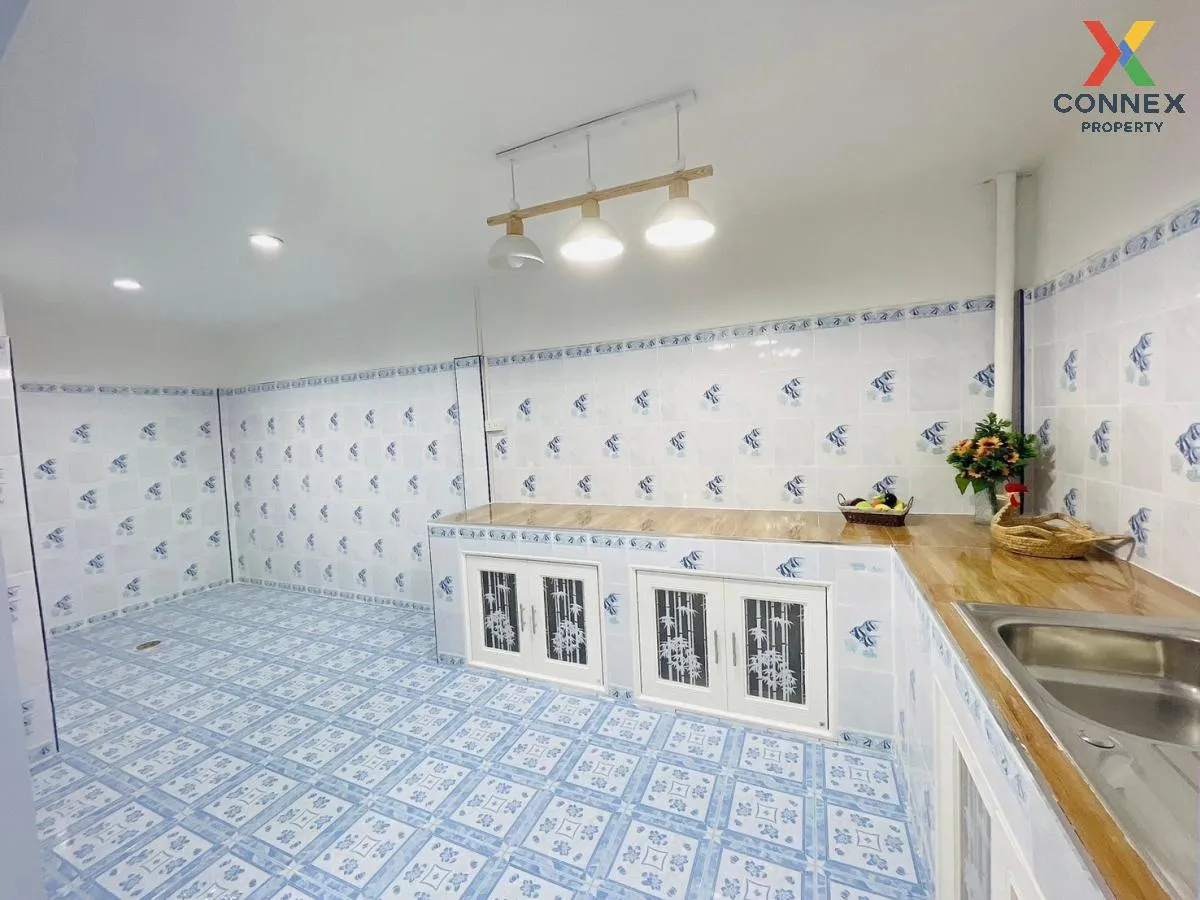 For Sale Townhouse/Townhome  , Baan Thepharak Km. 25 , Bang Phria