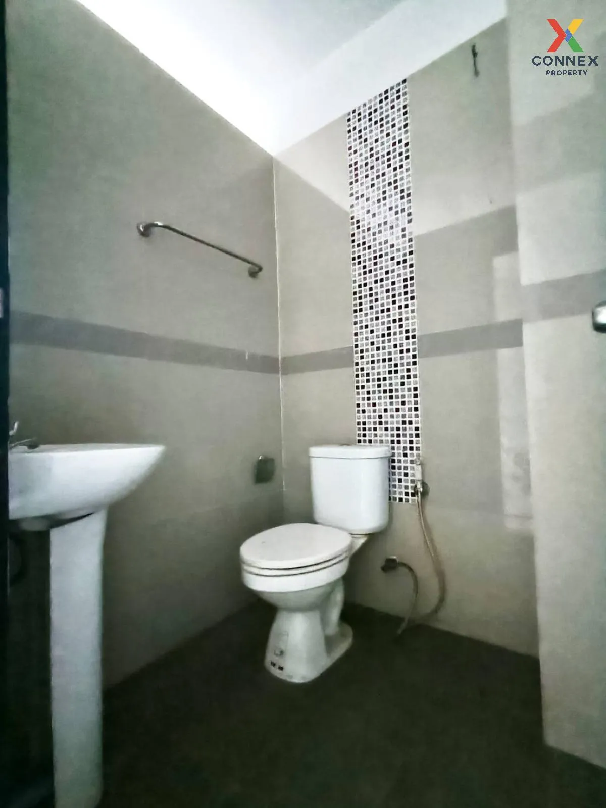 ขายอาคารพาณิชย์  ซี ทาวน์โมเดร์น เพลส วัดประดู่ เมืองสุราษฎร์ธานี ขายอาคารพาณิชย์  ซี ทาวน์โมเดร์น เพลส วัดประดู่ เมืองสุราษฎร์ธานี