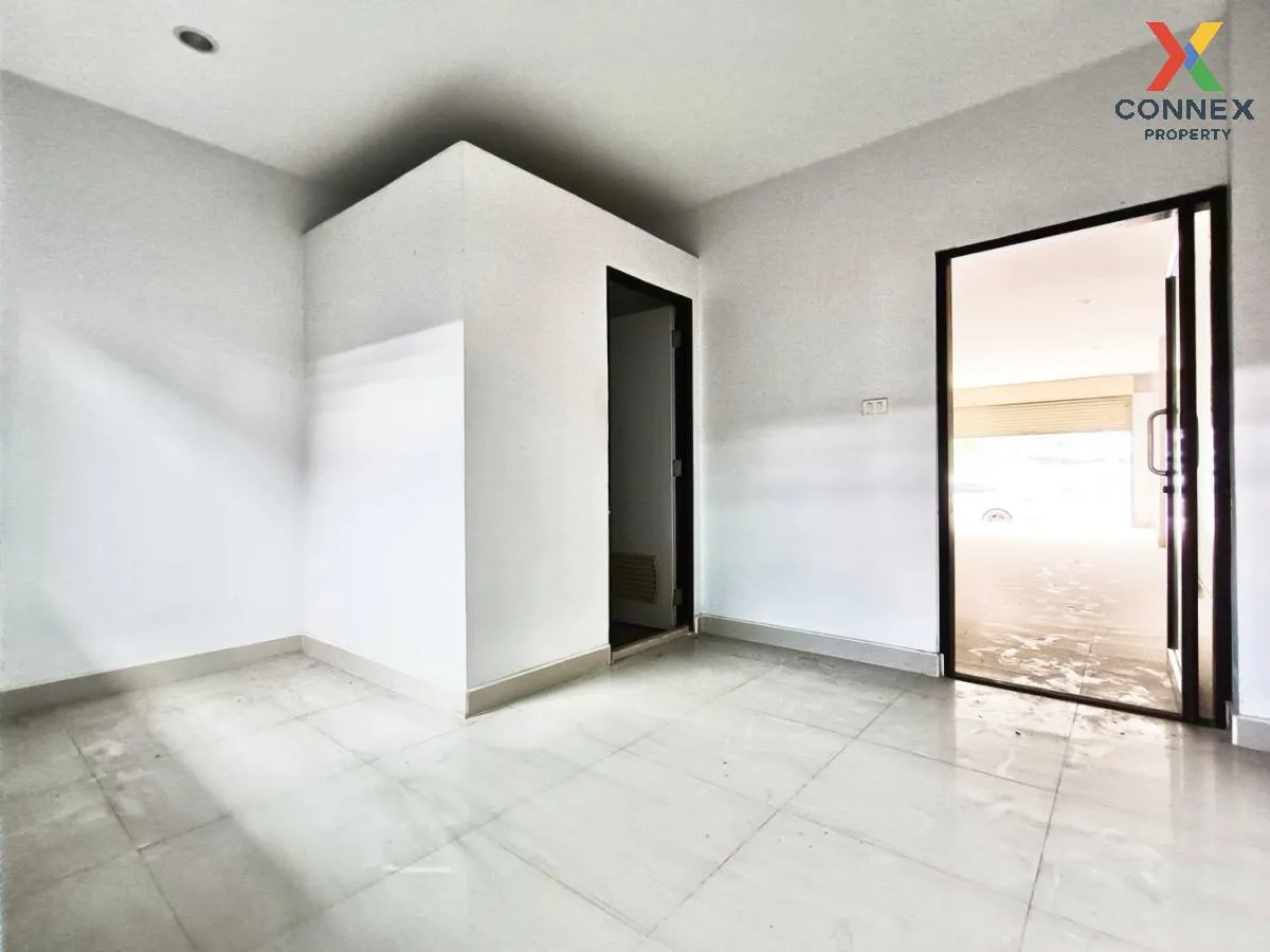 ขายอาคารพาณิชย์  ซี ทาวน์โมเดร์น เพลส วัดประดู่ เมืองสุราษฎร์ธานี ขายอาคารพาณิชย์  ซี ทาวน์โมเดร์น เพลส วัดประดู่ เมืองสุราษฎร์ธานี