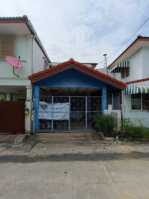 ขายทาวน์เฮ้าส์/ทาวน์โฮม  บ้านพระปิ่น 3 MRT-ตลาดบางใหญ่ บางแม่นาง บางใหญ่ นนทบุรี CX-102386