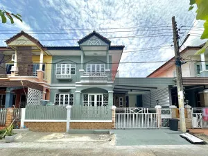 ขายบ้าน  บ้านสุธาวี คลัสเตอร์เฮ้าส์ บางพลีใหญ่ บางพลี สมุทรปราการ CX-102391