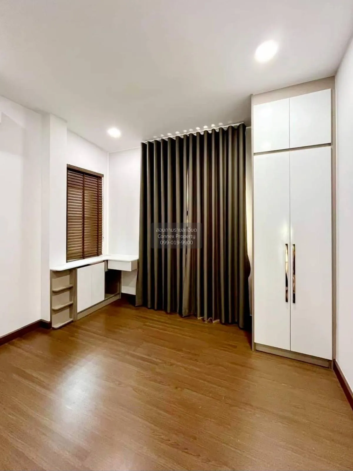 ขายบ้าน  ภูมิชนก พุทธมณฑลสาย 4-5 ห้องมุม อ้อมน้อย กระทุ่มแบน สมุท