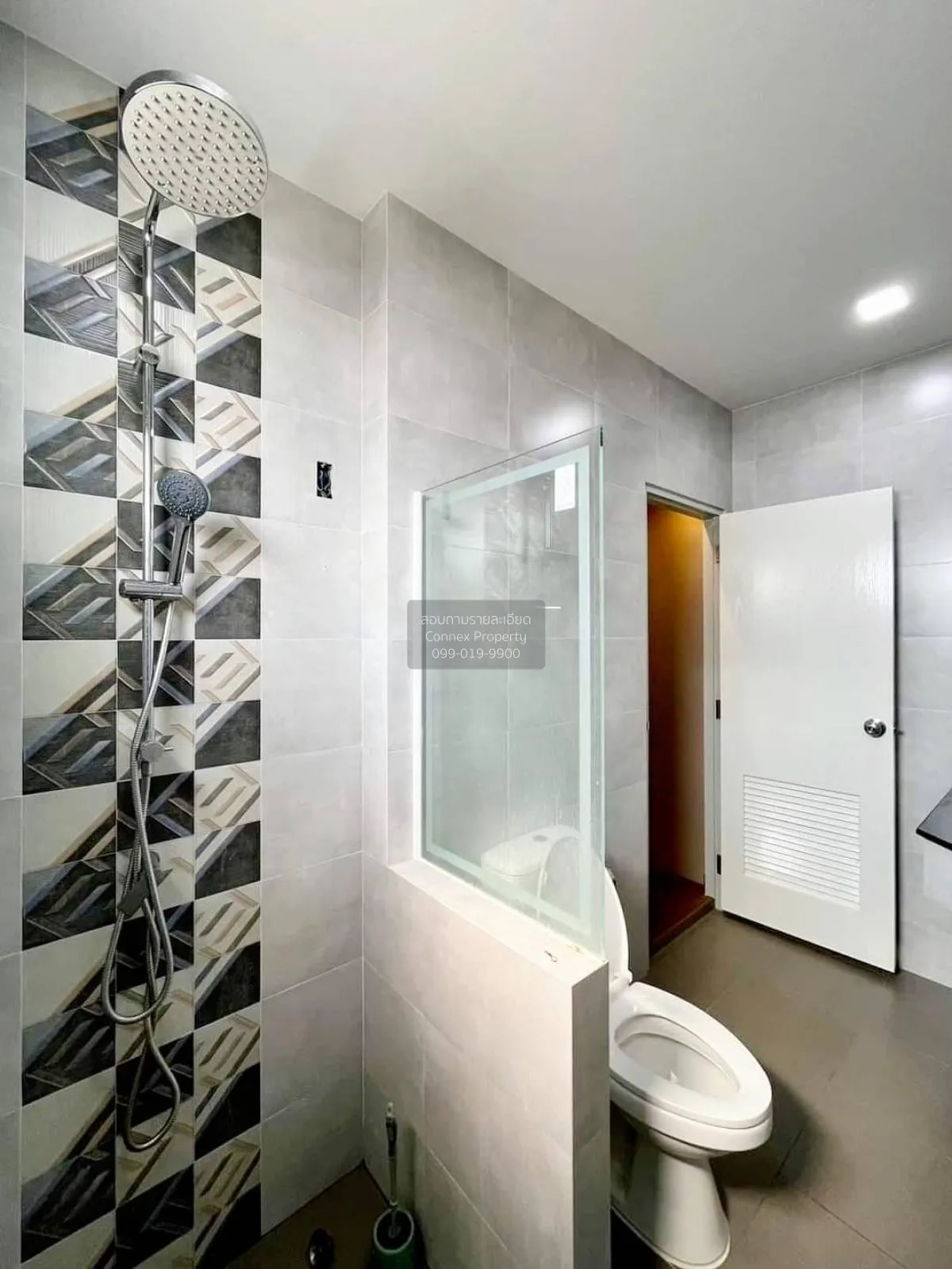 ขายบ้าน  ภูมิชนก พุทธมณฑลสาย 4-5 ห้องมุม อ้อมน้อย กระทุ่มแบน สมุท