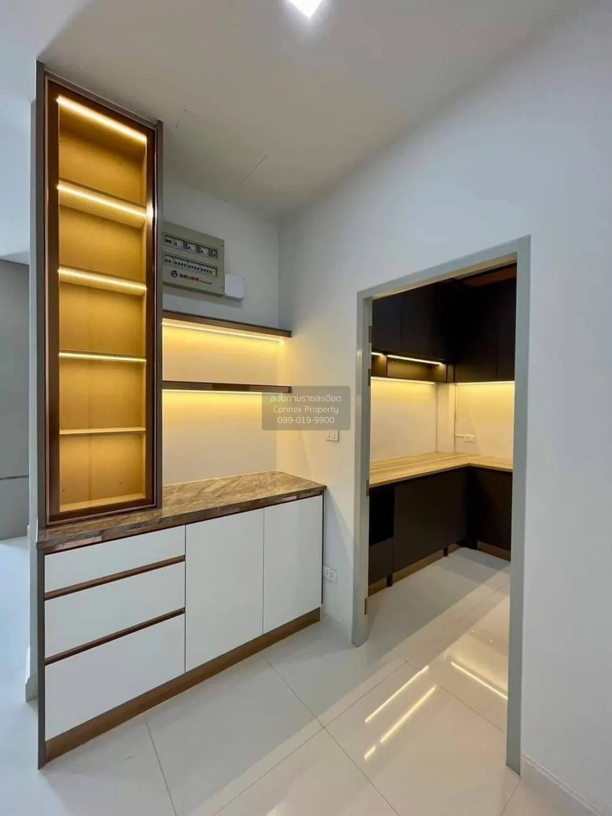 ขายบ้าน  ภูมิชนก พุทธมณฑลสาย 4-5 ห้องมุม อ้อมน้อย กระทุ่มแบน สมุท