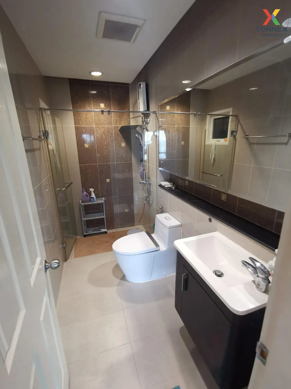 เช่าทาวน์เฮ้าส์/ทาวน์โฮม  บ้านกลางกรุง พระราม 3 ช่องนนทรี เขต ยาน