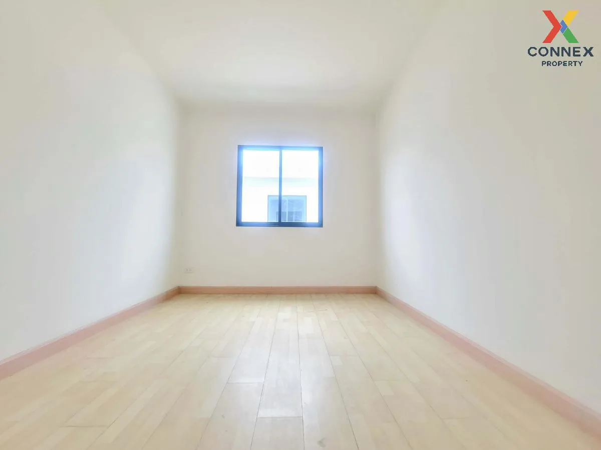 For Sale Townhouse/Townhome  , THE CONNECT Suanluang - Onnut , wi