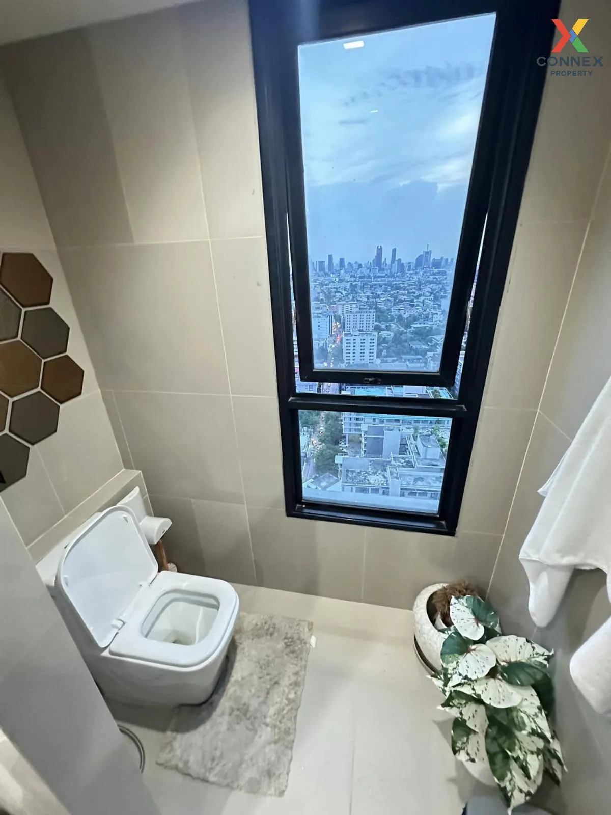 For Sale Condo , Quinn Ratchada 17 , MRT-Sutthisan , Din Daeng , 