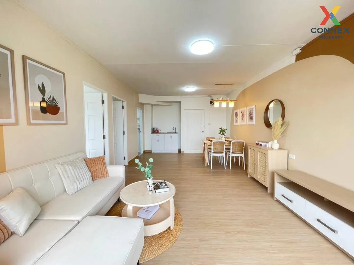 For Sale Condo , Subkaew Tower , newly renovated , MRT-Huai Khwan 1