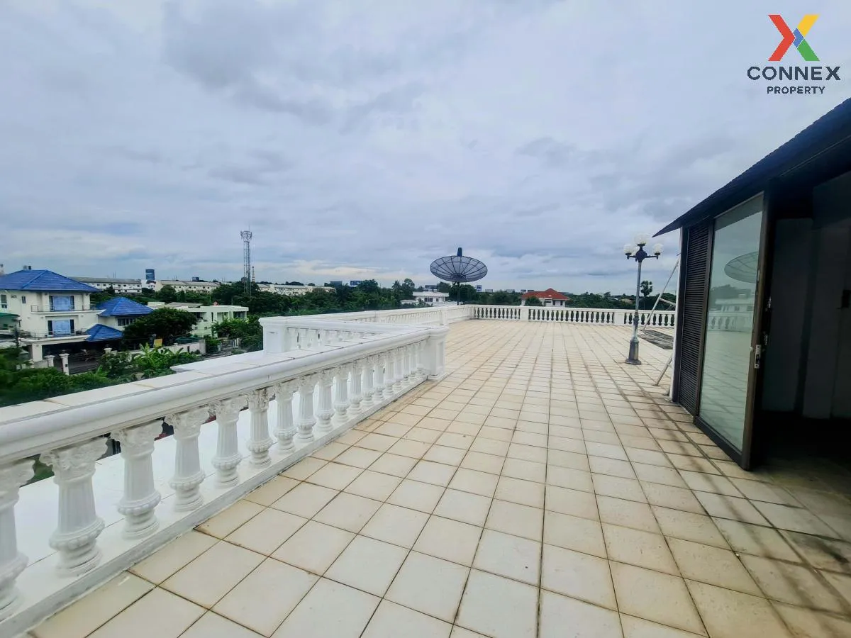 For Sale House , Baan Muang Thong 2/2 Phatthanakan 61 , nice view For Sale House , Baan Muang Thong 2/2 Phatthanakan 61 , nice view