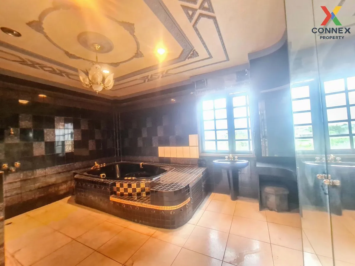 For Rent House , Baan Muang Thong 2/2 Phatthanakan 61 , nice view