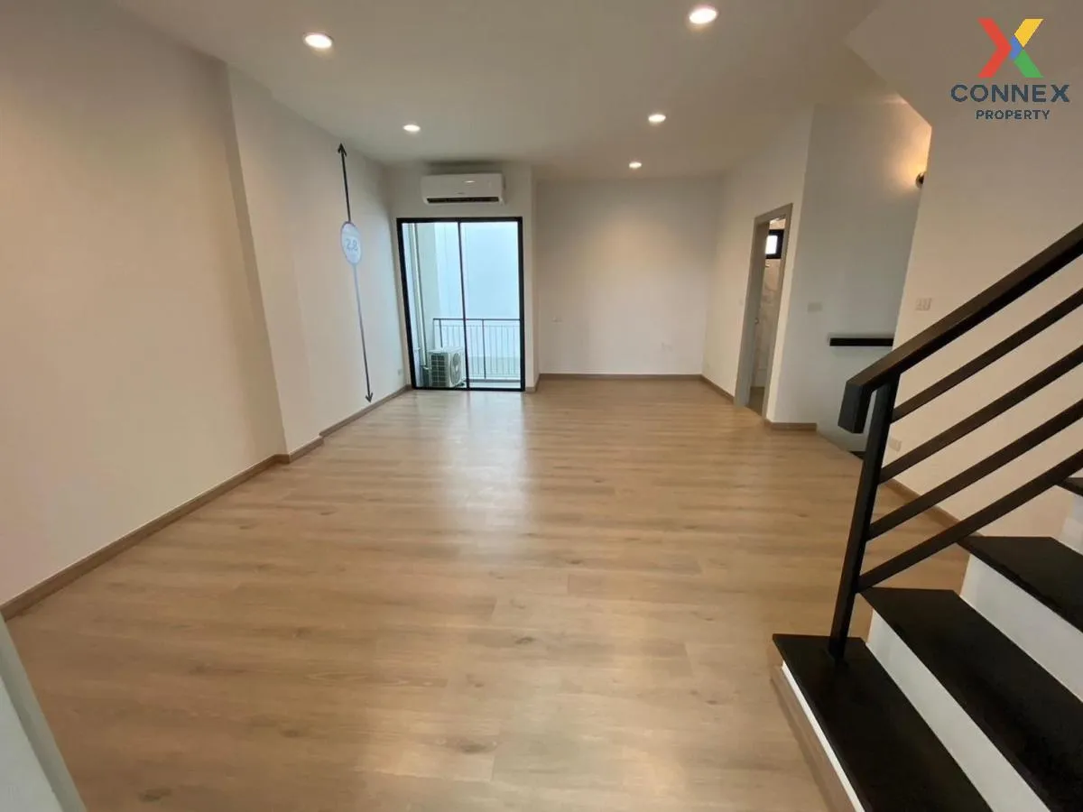 ขายโฮมออฟฟิศ  พรีเมี่ยม เพลส มิกซ์ นวมินทร์ ห้องมุม นวลจันทร์ เขต