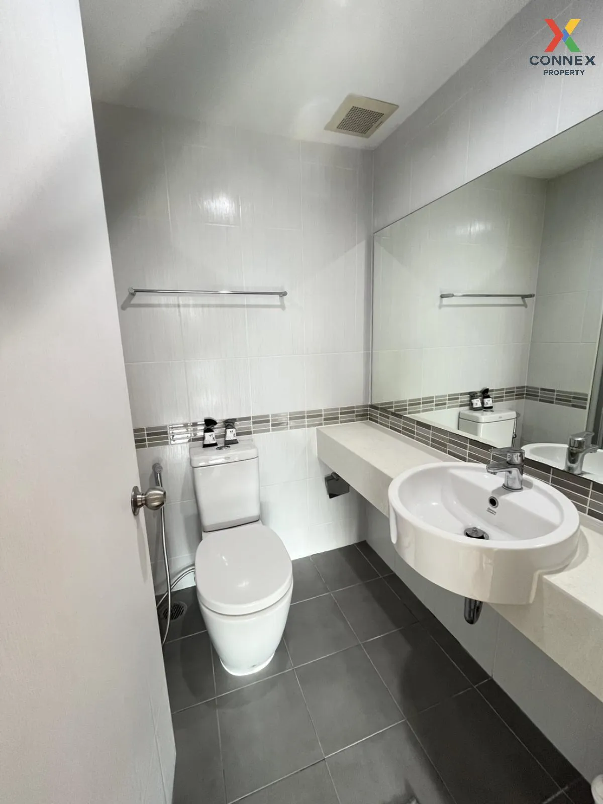 เช่าคอนโด  ลุมพินี เพลส บรมราชชนนี - ปิ่นเกล้า ตลิ่งชัน เขต ตลิ่ง