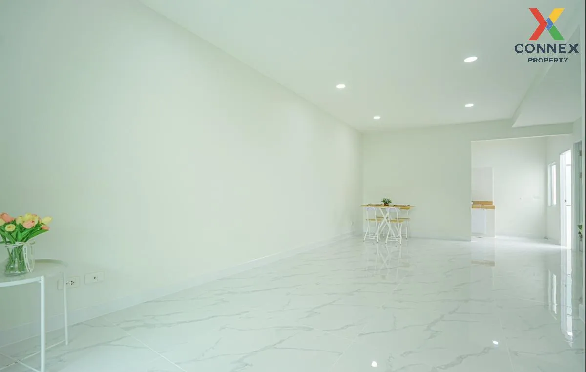 For Sale Townhouse/Townhome  , PRUKSA TOWN RATCHAPRUK , newly ren